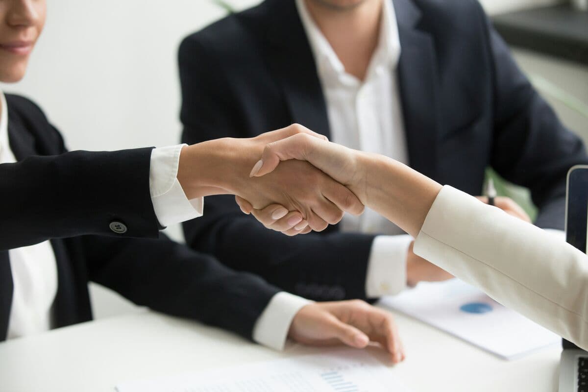 Handshake closing a voluntary arrangement with creditors